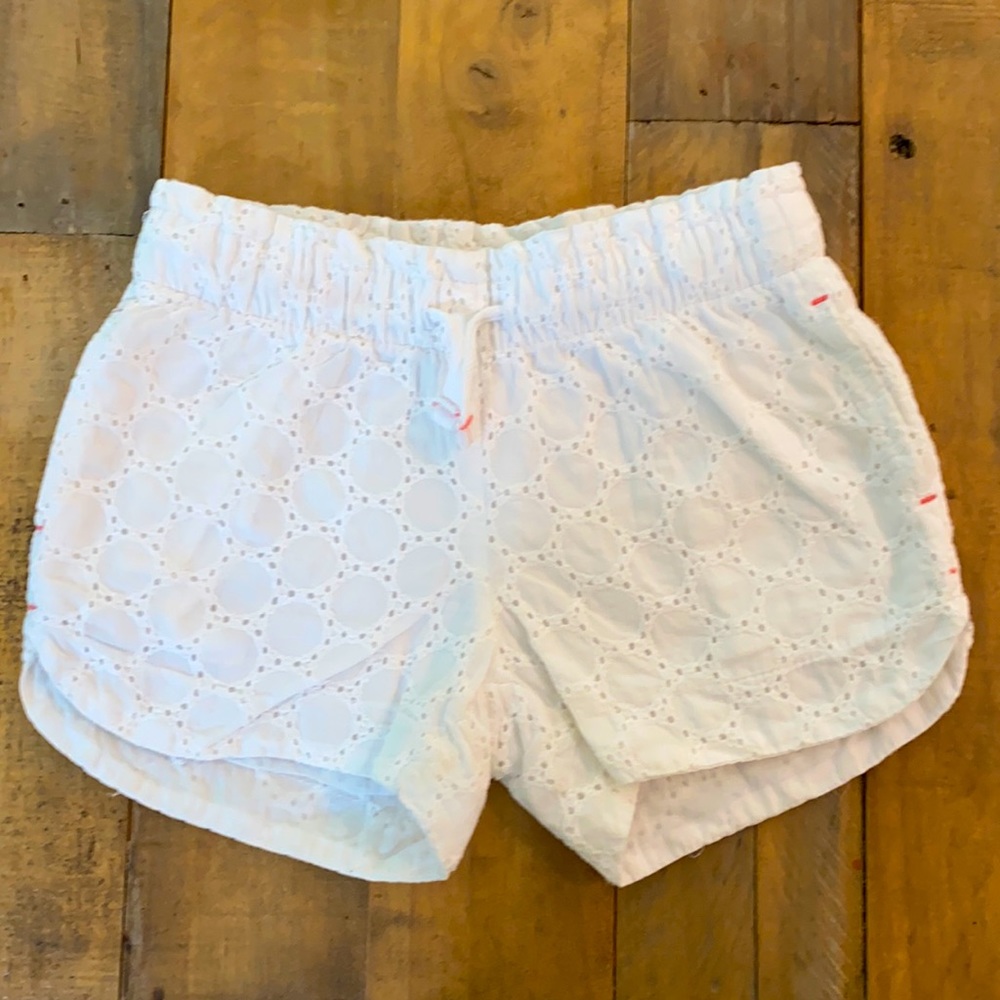 Carly & Jack girls 5T EUC white cotton shorts